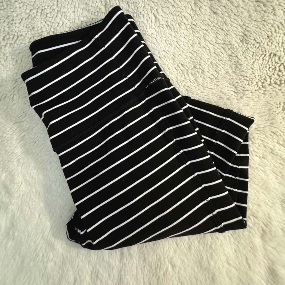 Athleta Black White Striped High Rise Leggings Yoga Pants Womens Small